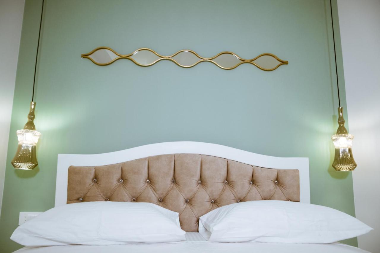 Konmari Boutique Suites Chania  Buitenkant foto
