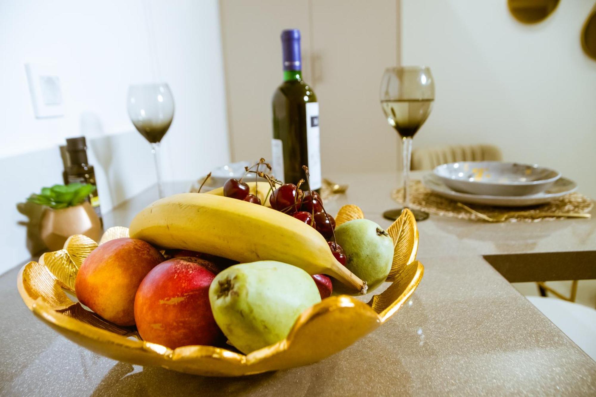 Konmari Boutique Suites Chania  Buitenkant foto