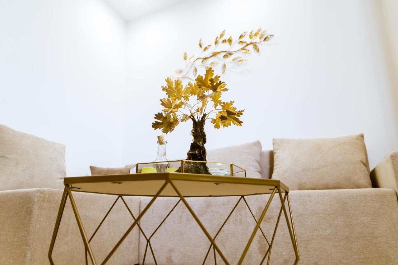 Konmari Boutique Suites Chania  Buitenkant foto