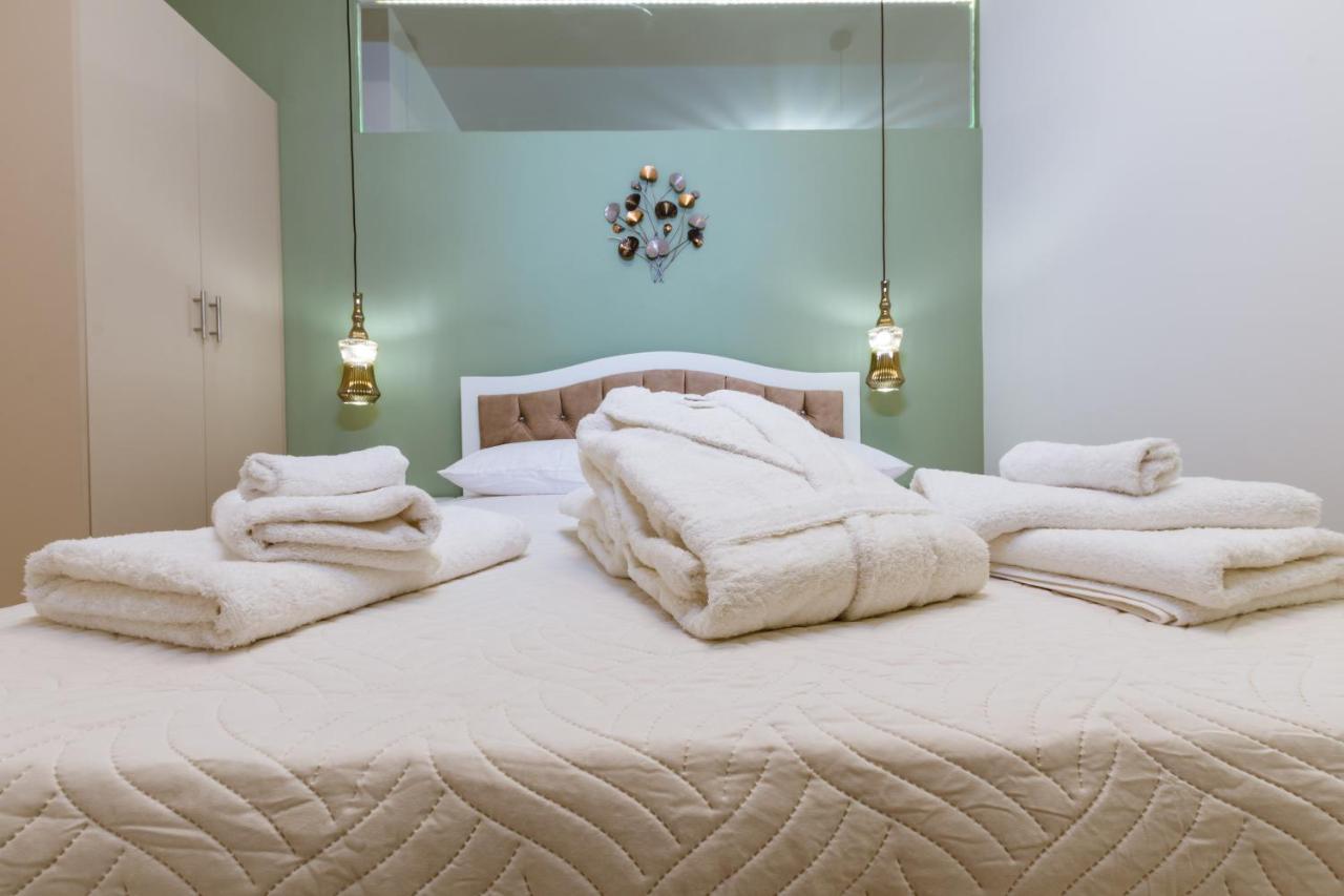 Konmari Boutique Suites Chania  Buitenkant foto