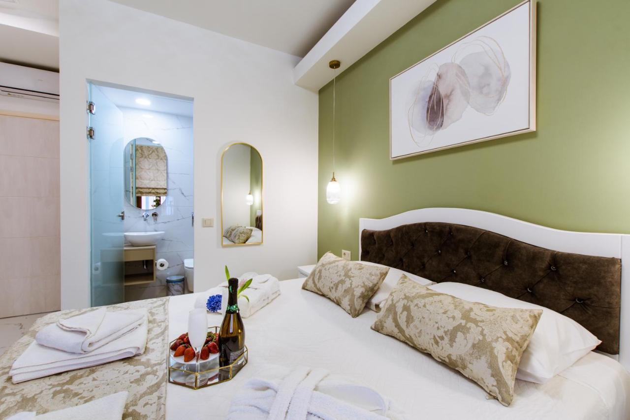 Konmari Boutique Suites Chania  Buitenkant foto