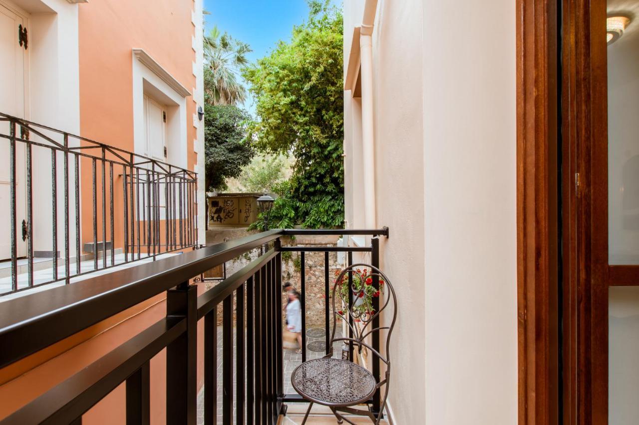 Konmari Boutique Suites Chania  Buitenkant foto