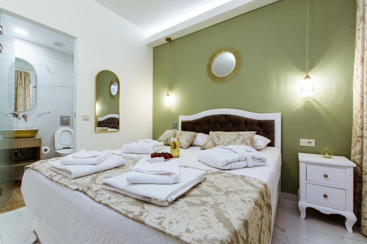 Konmari Boutique Suites Chania  Buitenkant foto