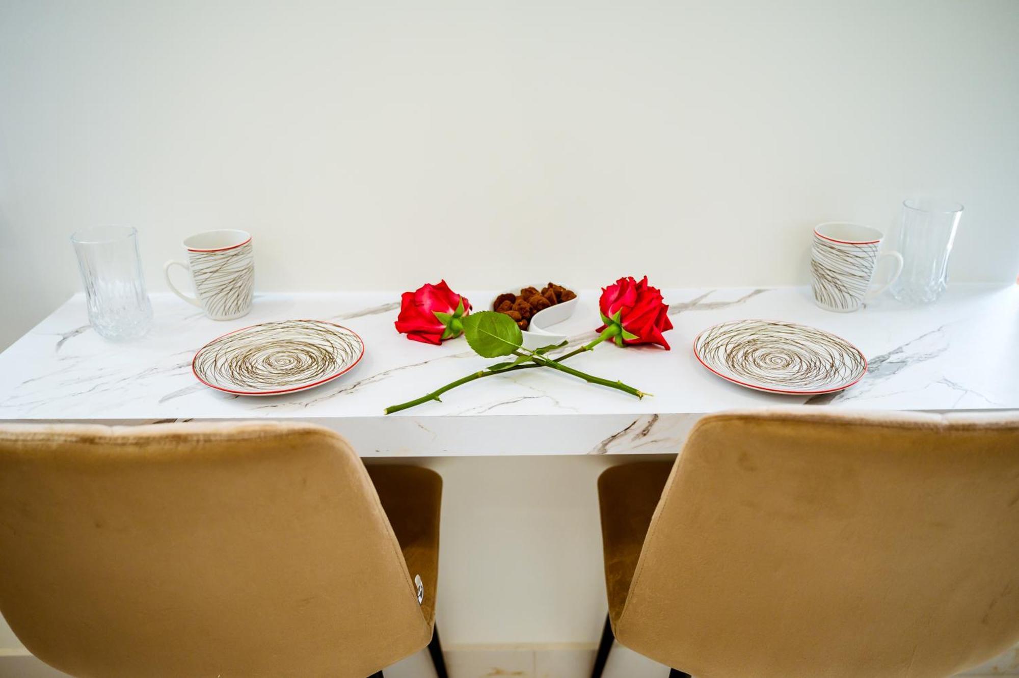 Konmari Boutique Suites Chania  Buitenkant foto