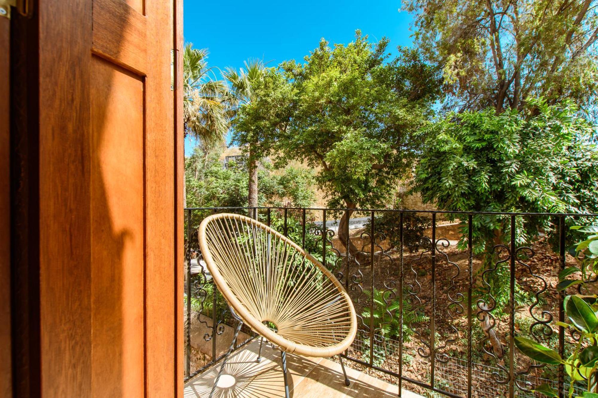 Konmari Boutique Suites Chania  Buitenkant foto